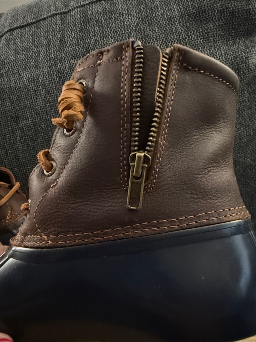 Women’s Brown & Navy Sperry Duck Boots - size 7 - Picture 7 of 8